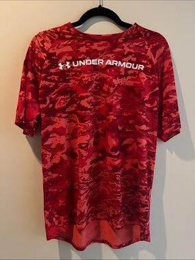 Under Armour Red Camo Short-Sleeve Performance Tee